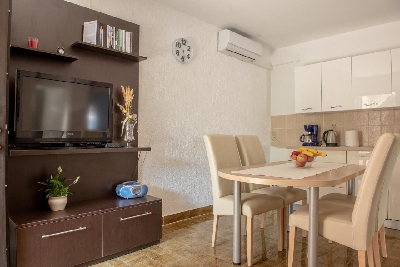 Apartman Bozica Vir Exterior photo