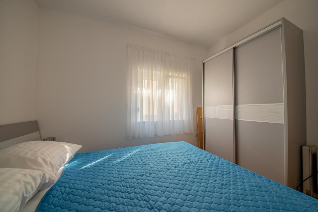 Apartman Bozica Apartment Vir Exterior photo